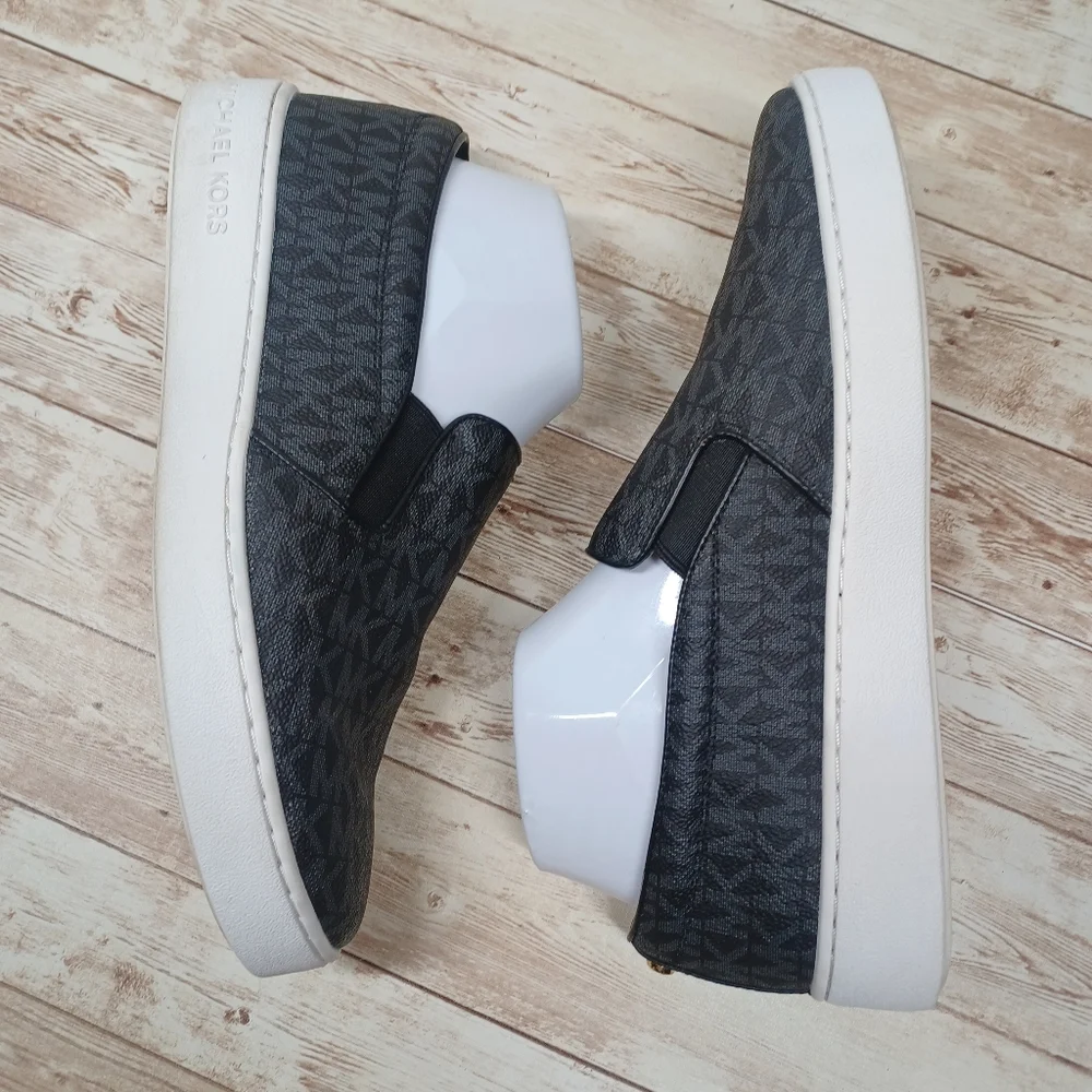 Michael Kors Slip On Laceless Sneakers Black White Gold Women's Size 8.5